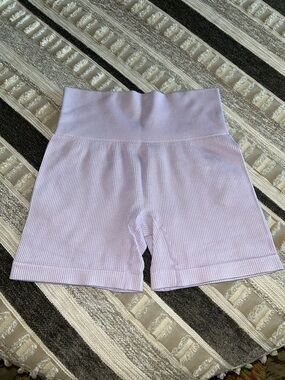 Gianni Bini Ribbed High-Waist Bike Shorts - Lilac